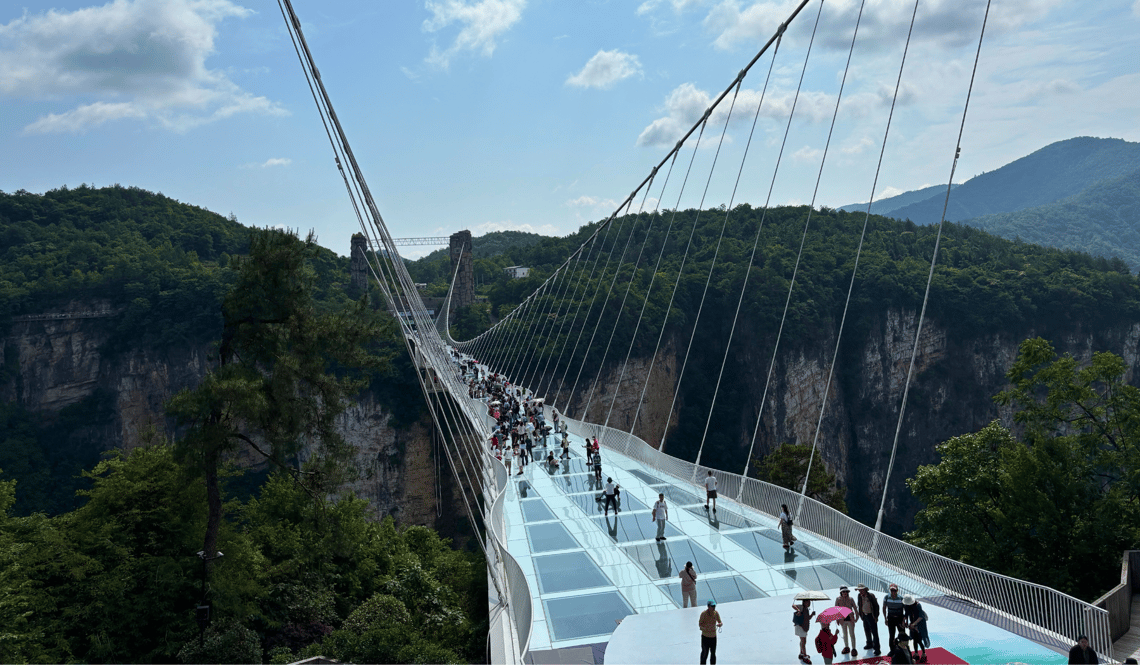 CTH DE cchizh Reisebericht_ Zhangjiajie Glasbodenbrücke