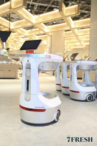 Konkurrenz für Alibaba: Autonomer Einkaufswagen im 7Fresh-Supermarkt (Quelle: JD.com)