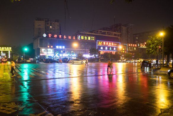 Chengdus Straßen bei Nacht