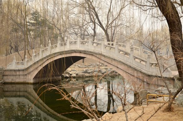 Der Alte Sommerpalast: Eine erhalten gebliebene Brücke