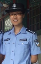 Frau Chen ist Polizistin