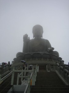 Der größte im Freien sitzende Buddha der Welt