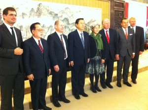 Olaf Scholz mit weiteren Politikern in China