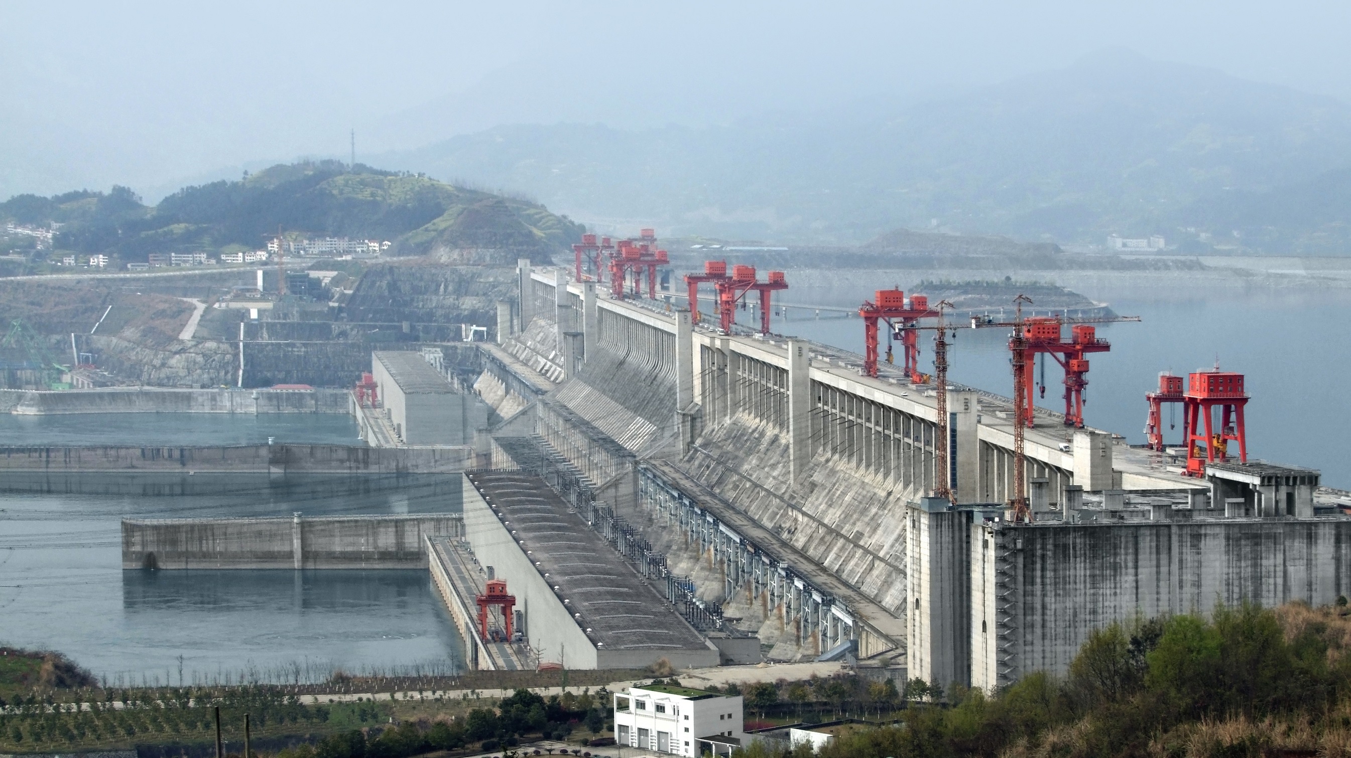 Drei-Schluchten-Staudamm bei Yichang