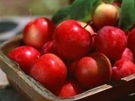 Sagen Sie es durch den Apfel: Der sogenannte Ping An Guo symbolisiert Frieden, Liebe und Freundschaft